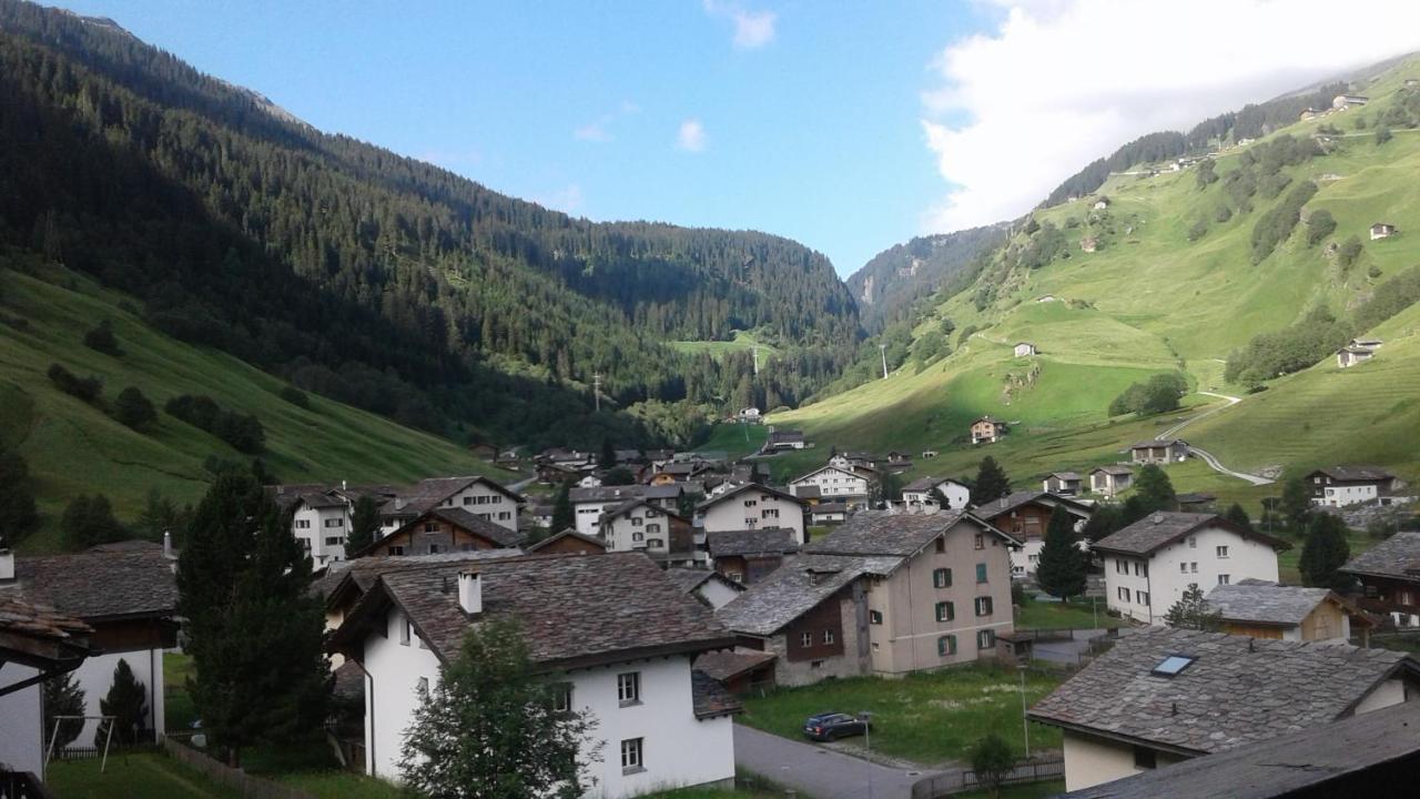 Dachwohnung Unterem Hoereli Vals Exterior foto